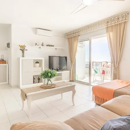 Apartment Girolamar *